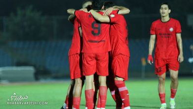 رونمایی از پیراهن‌ تراکتور با شعار «وفاق ملی» +عکس