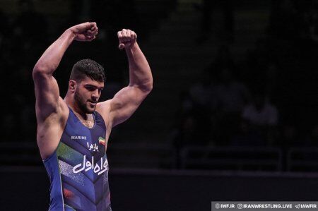 کشتیگیر جوان ایران در دوراهی؛ مخالفت فدراسیون با تغییر تابعیت معصومی