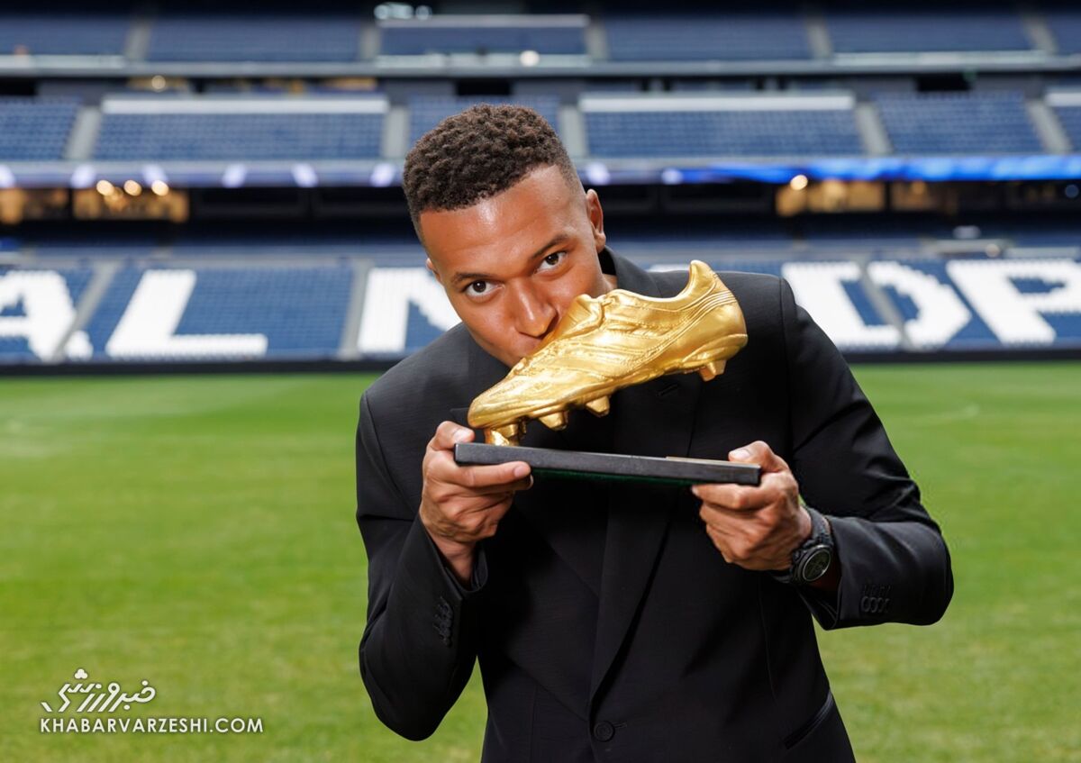 کیلیان امباپه و کفش طلا