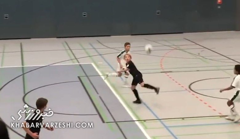 ویدیو| سوپرگل وایرال شده از پدیده بایرن مونیخ در ۱۱ سالگی؛ پشت پا و والی همزمان!