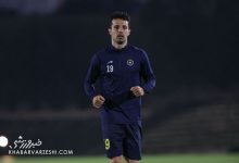 مرسی آقای ملی‌پوش که باز هم به تیم ضربه زدید/ تقصیر داور بود که به جای پاداش به شما کارت داد!